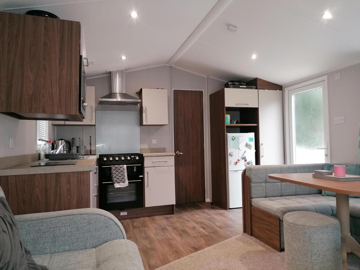 Hotel Beautiful 8 Berth Caravan At Wild Duck Haven Park In Norfolk Ref 11195Sc Great Yarmouth Exterior foto